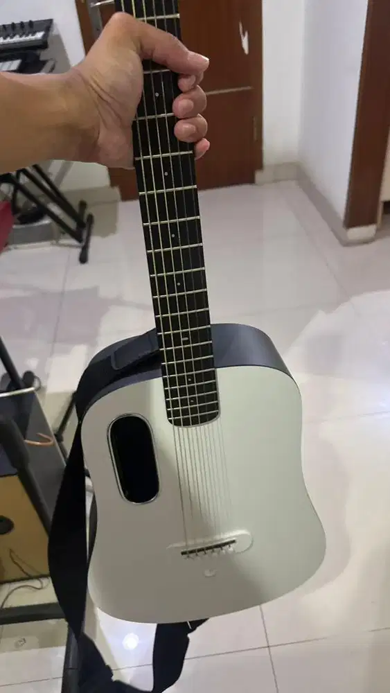 Gitar Akustik Lava Me Play Bekas Kondisi Mulus Fullset