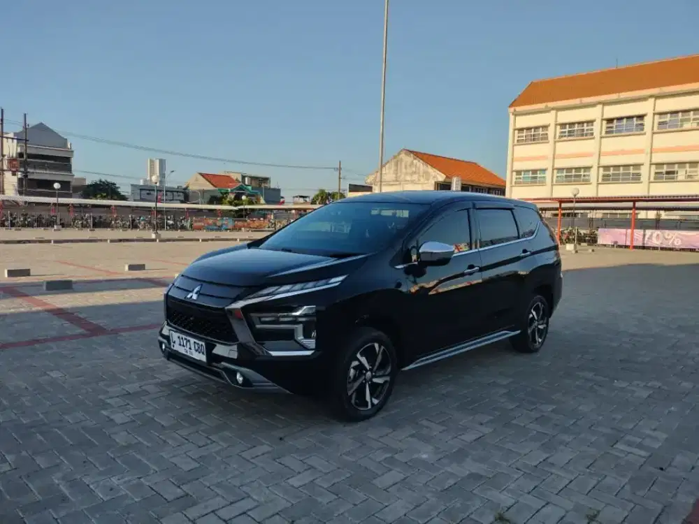 2024 Xpander Ultimate Automatic hitam Odo 20 rb an Tinggal Pakai