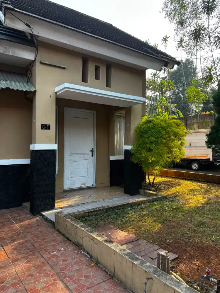 Dikontrakan Rumah Asri & Strategis di Bondongan Bogor Selatan