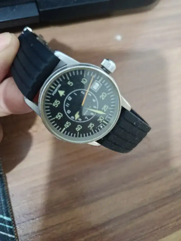Dijual jam Tangan Fortis fleiger
