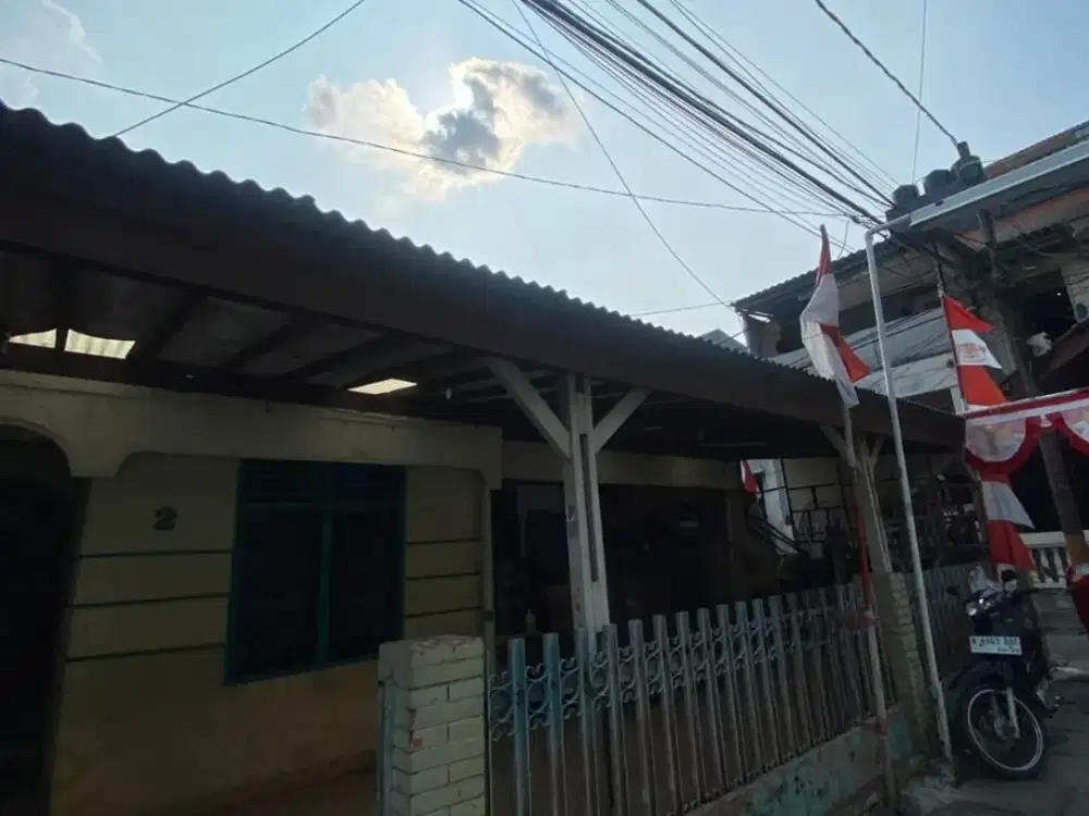 MURAH !! RUMAH DIJUAL HITUNG TANAH DI KELAPA GADING HARUS DI RENOVASI ULANG
