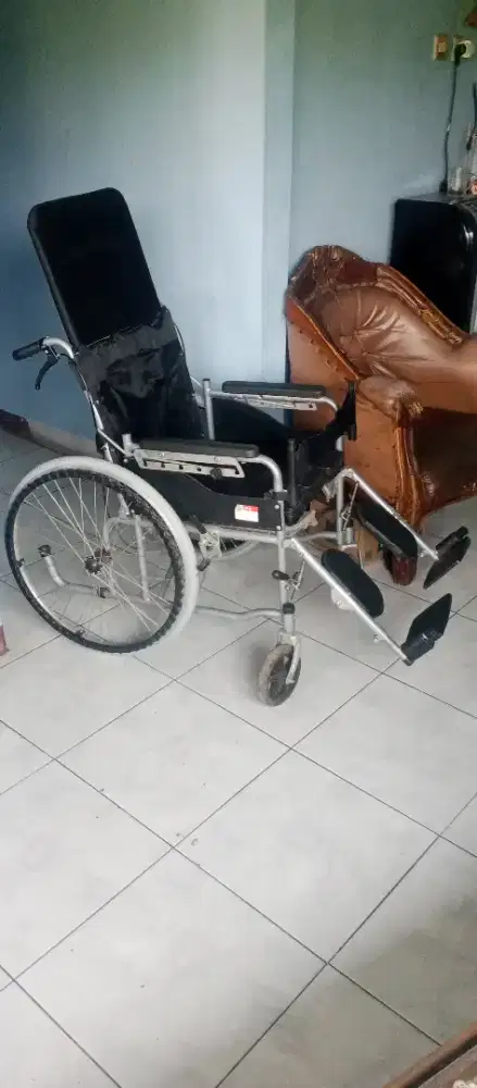 Kursi Roda 3 Fungsi