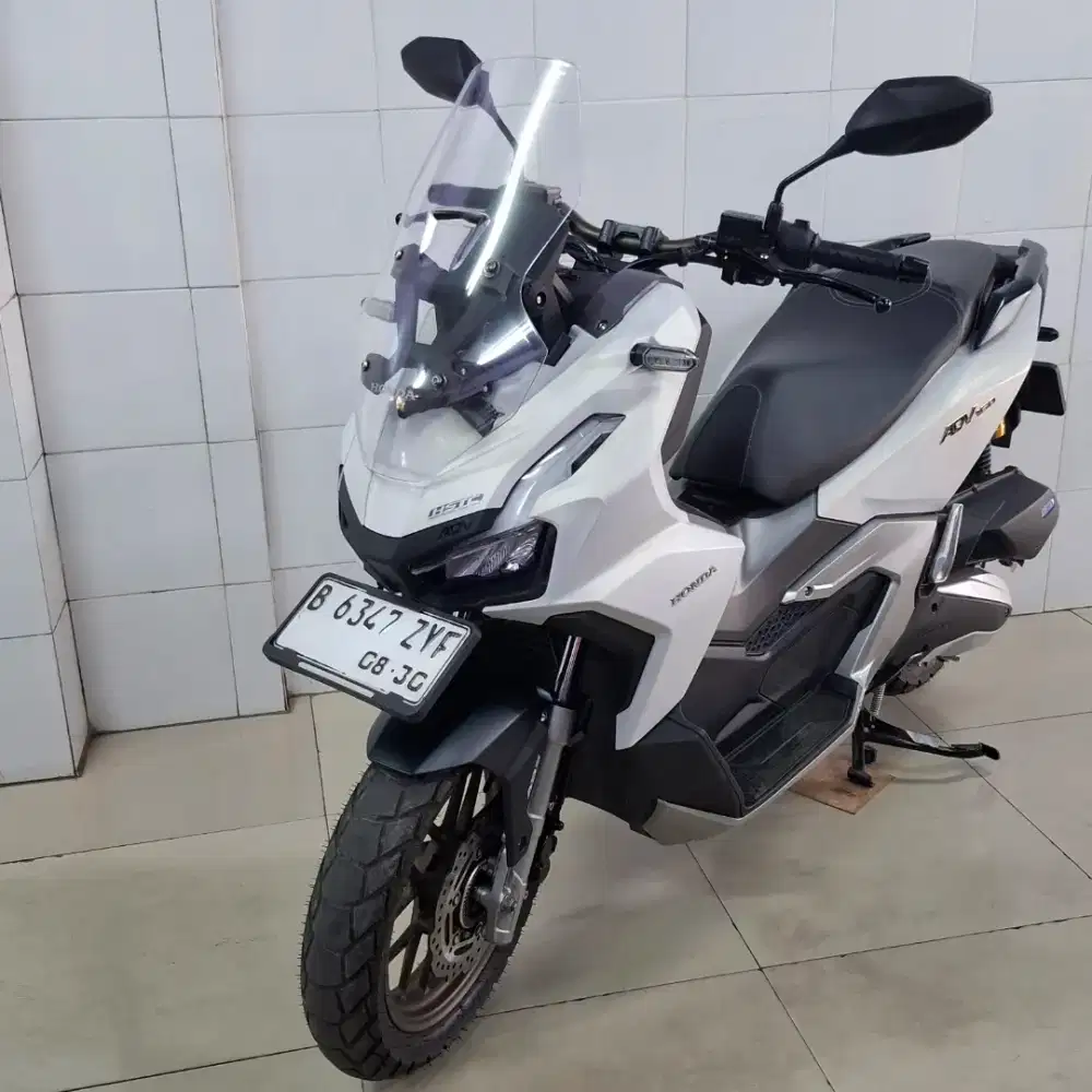 Honda ADV 160 ABS 2025 dp 3juta