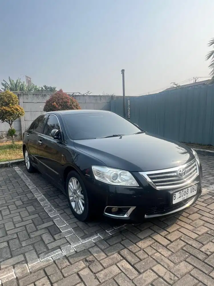 Toyota Camry V 2010