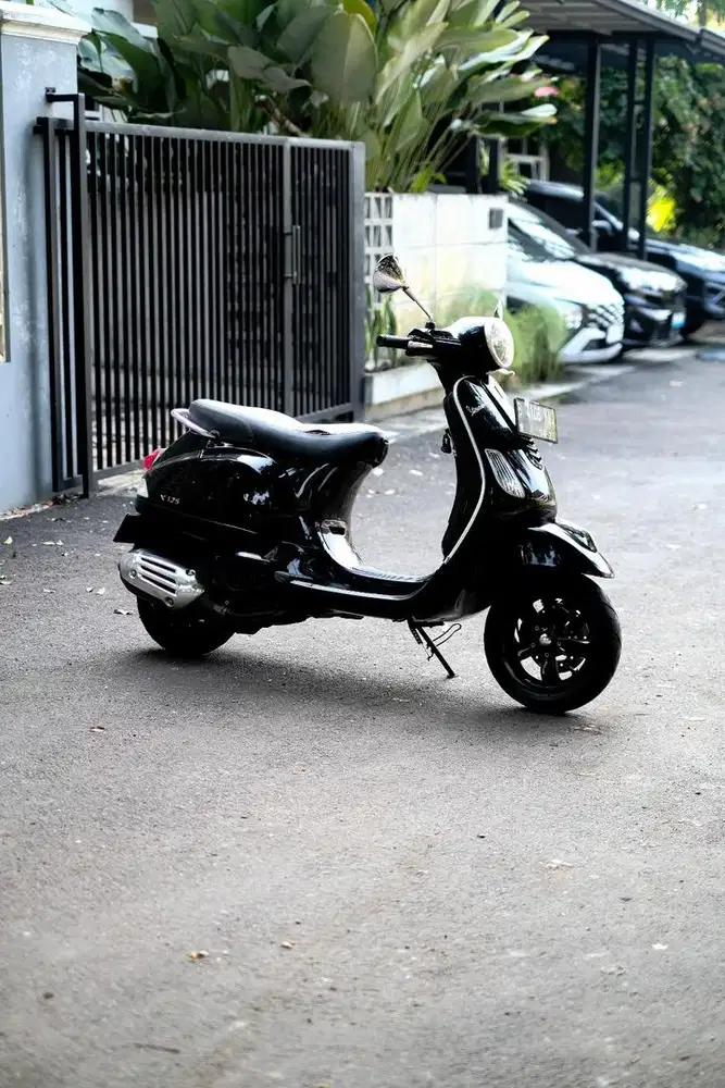 Vespa LX 125 iGet Termurah