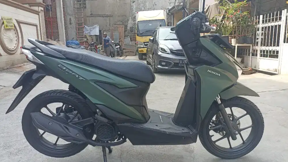 Honda beat deluxe keyles tahun 2024.(Pajak baru 8-2027)