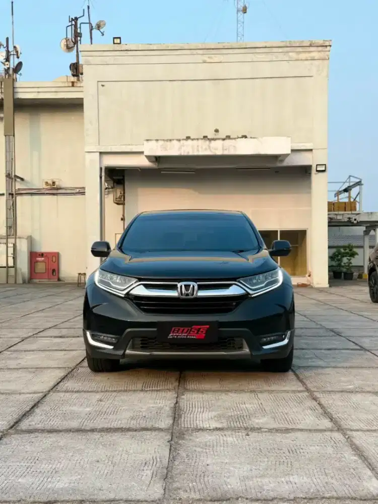 Km 40rb. CR-V Turbo Prestige 2017 hitam Crv Cr v