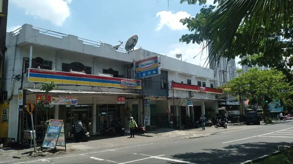 Dijual Cepat Murah Bangunan Komersial Jalan Raya Merr 2 Lantai
