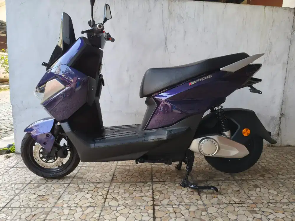 UWINFLY M90G MOLIS MOTOR LISTRIK KM 949