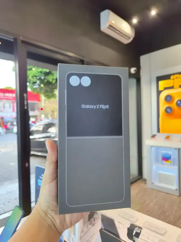 OPEN PRE ORDER SAMSUNG GALAXY Z FLIP8