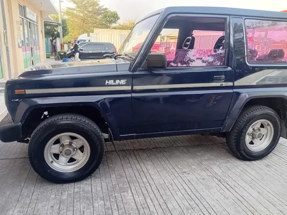Daihatsu tatf F69 hiline 4x2 Solar B DKI