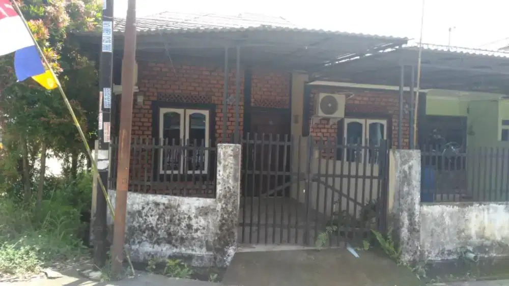 Disewakan rumah murah