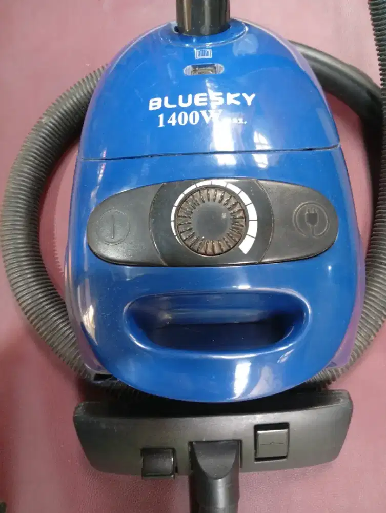 Vakum Cleaner bekas pakai.