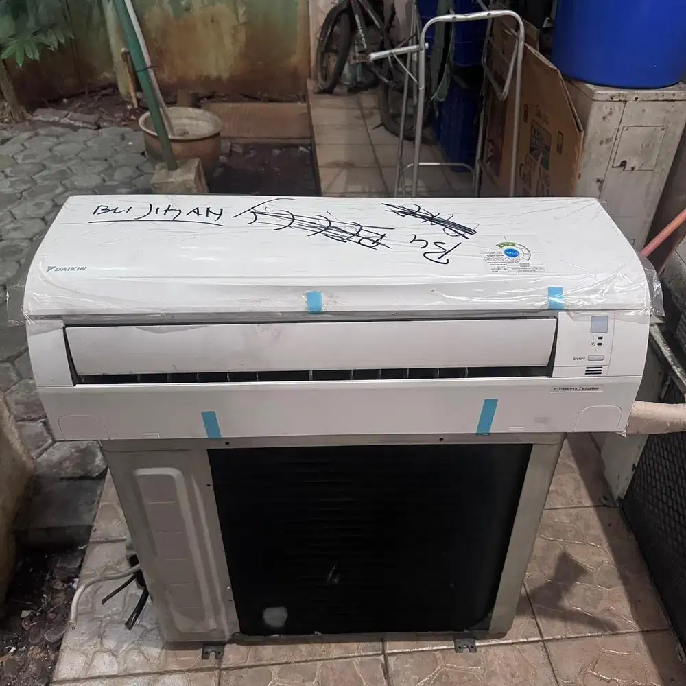 AC Daikin Thailand 1,5 PK