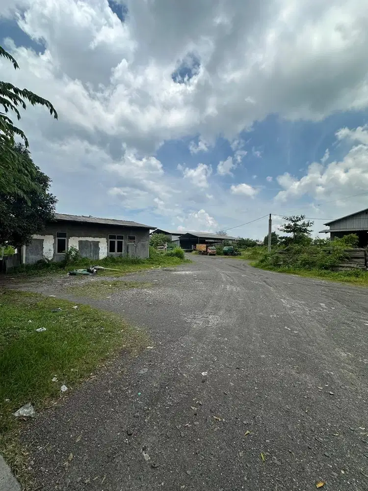 DIJUAL GUDANG DAN TANAH LENGKONG MOJOKERTO SUPER STRATEGIS DEKAT TOL!