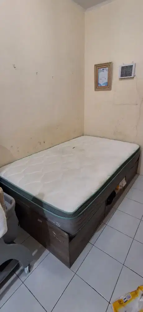 Kasur Dingin + Dipan Laci (Ukuran 120 x 200)