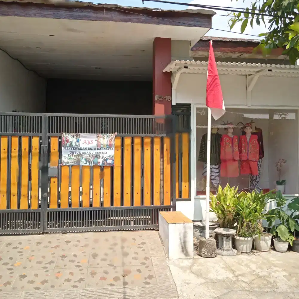 Jual Rumah lokasi sangat strategis .