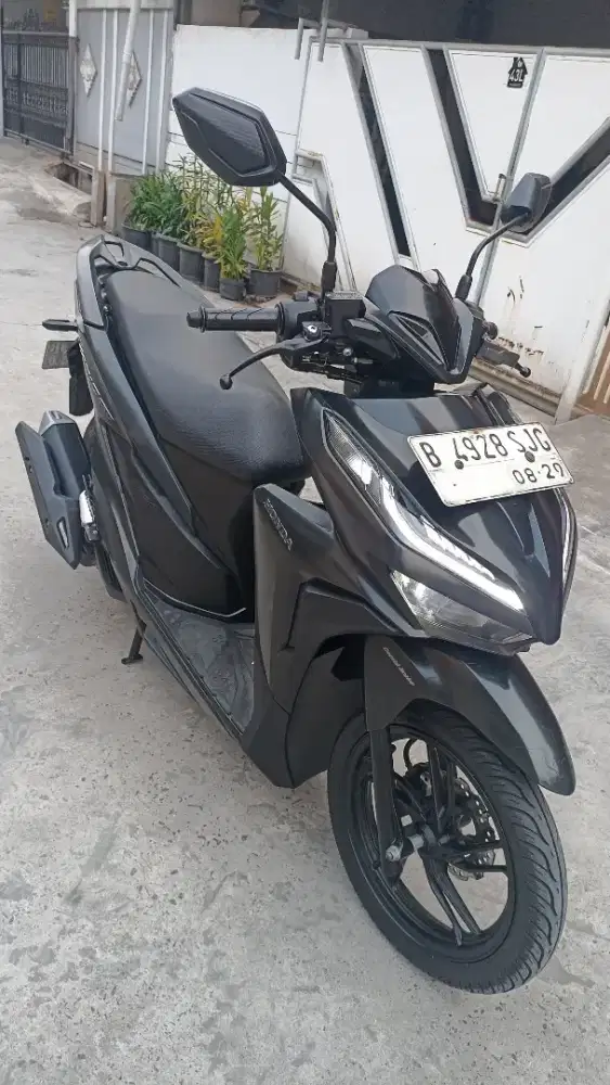 Honda Vario 150 keyles tahun 2019 ( pajak baru 8-2027 ).