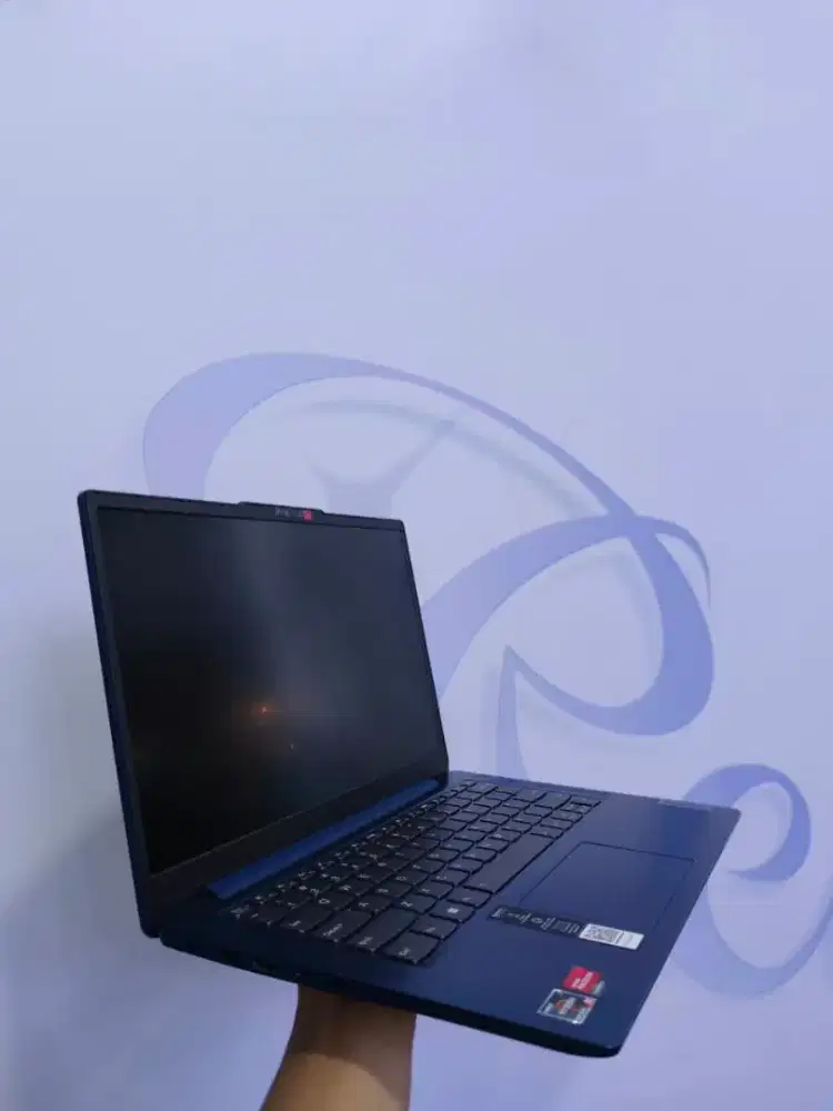 LENOVO IDEAPAD RAM 8GB SSD 512GB SIAP PAKAI