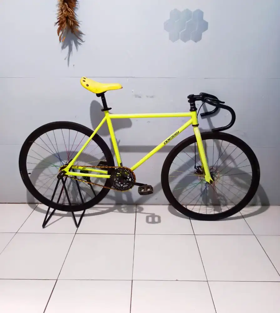 Sepeda Fixie Odessy OS Ori