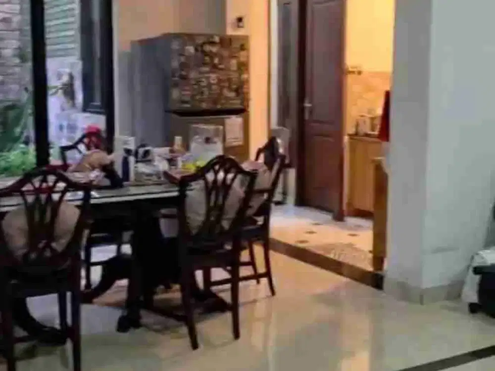 Rumah Mewah 2 Lantai Full Furnis di Duren Sawit