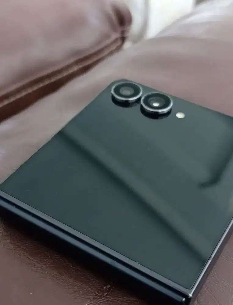 Samsung Galaxy ZFlip7 SEIN 12/256