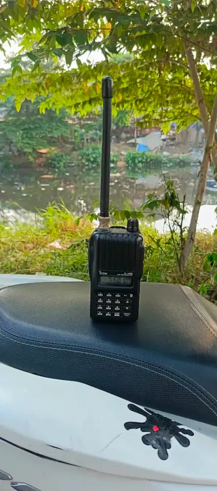 Di jual HT ICOM v80