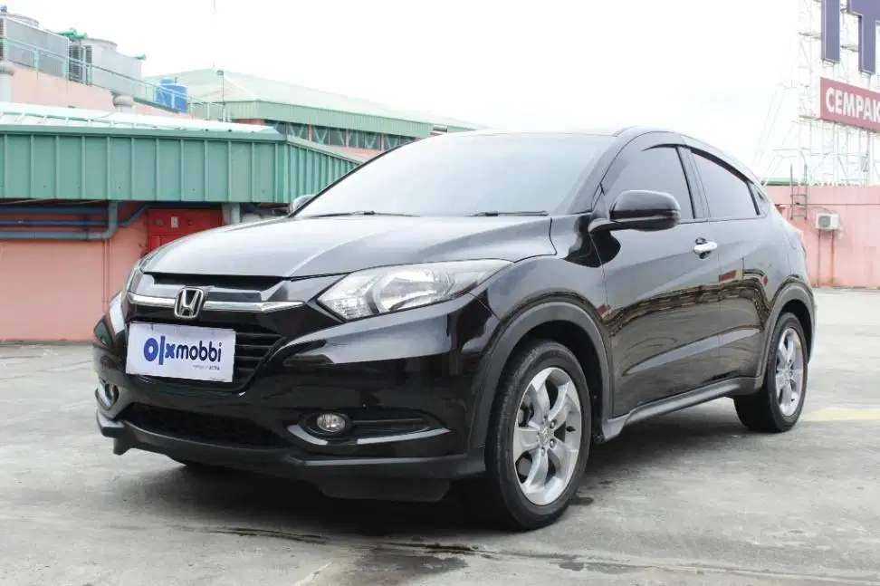 TDP 10 JT Honda HR-V 1.5 E Bensin-AT Hitam 2018