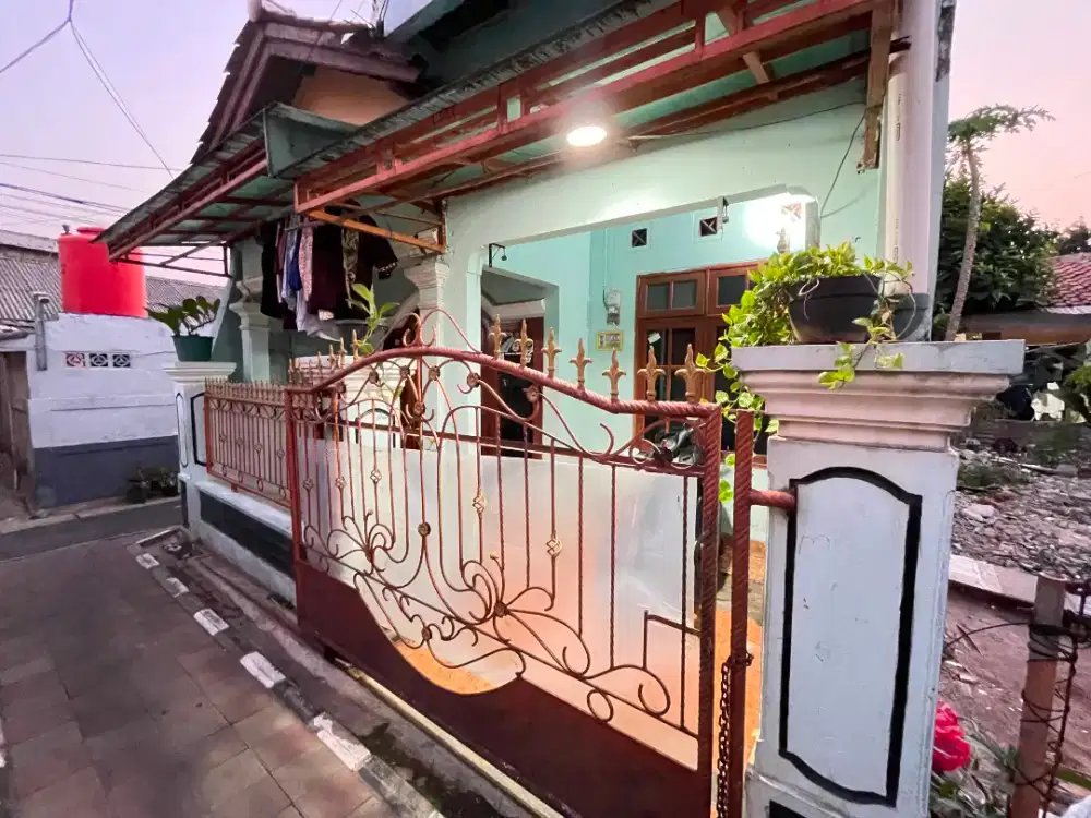 DIJUAL CEPAT Rumah 2 Lantai SHM di Kapitan Sukatani Tapos Depok NEGO