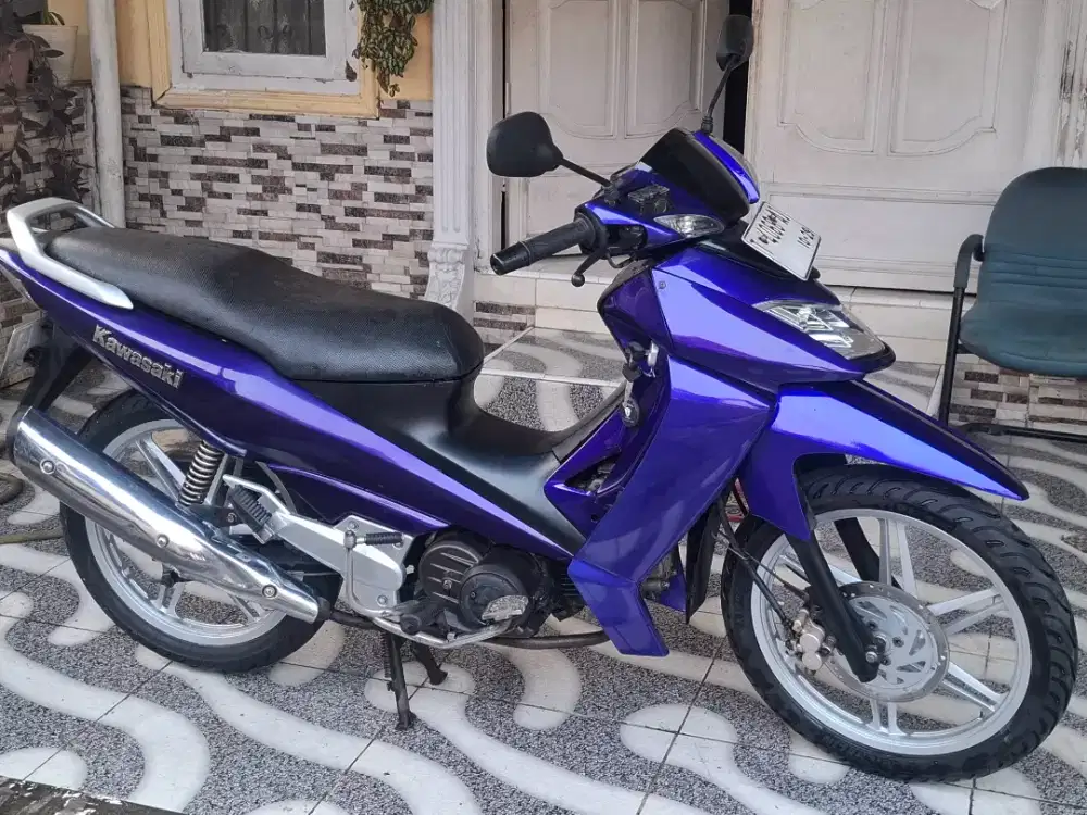 Kawasaki Zx 130 biru muluss