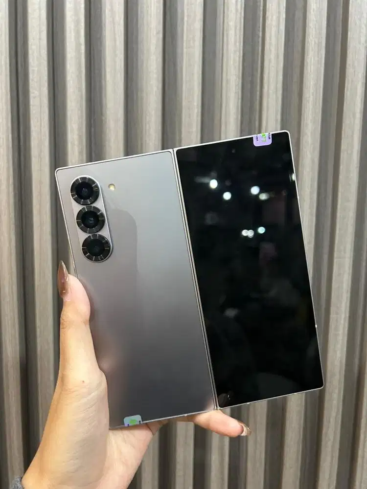 Samsung Z Fold 6 12/512GB SEIN RESMI