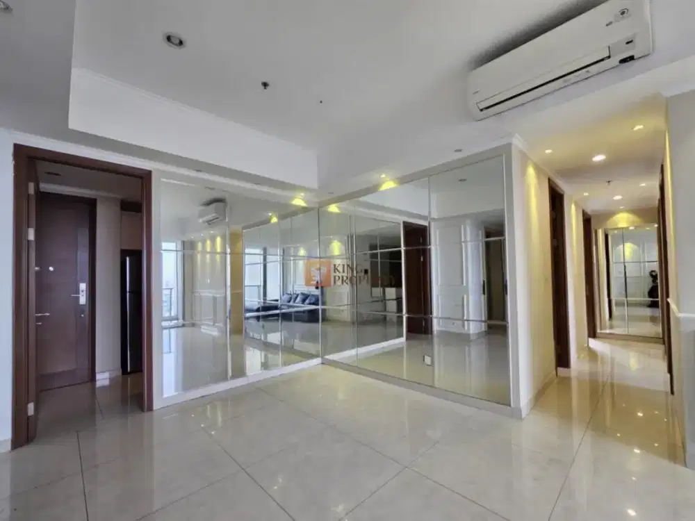 Disewakan Apartemen Taman Anggrek Residences 3Br - Homey, Partially Furnished, Fasilitas Lengkap, Dekat Mall, Siap Huni