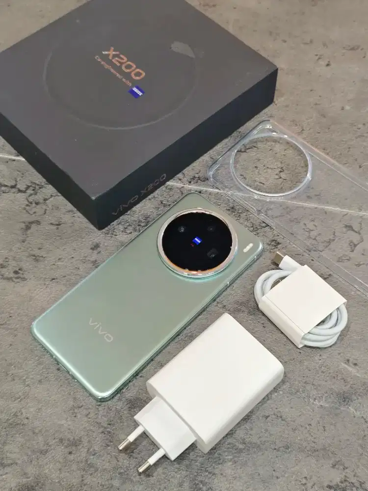 Vivo X200 12/256 Gb Garansi On