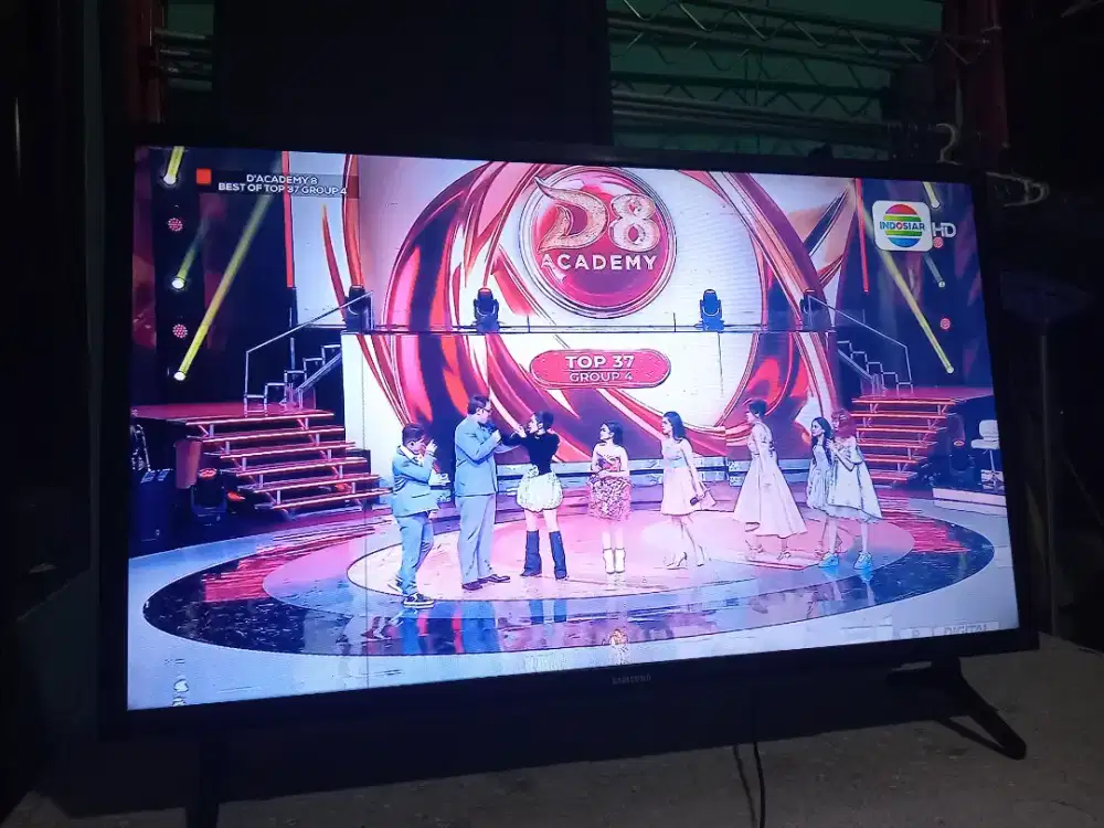 Tv led samsung smartizen 32in