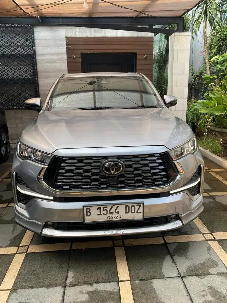 Toyota Kijang Innova Zenix Hybrid Q