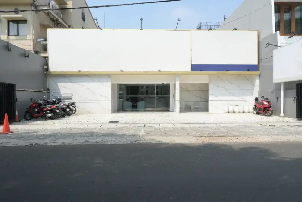 DIJUAL CEPAT RUMAH LUX DEKAT SENOPATI