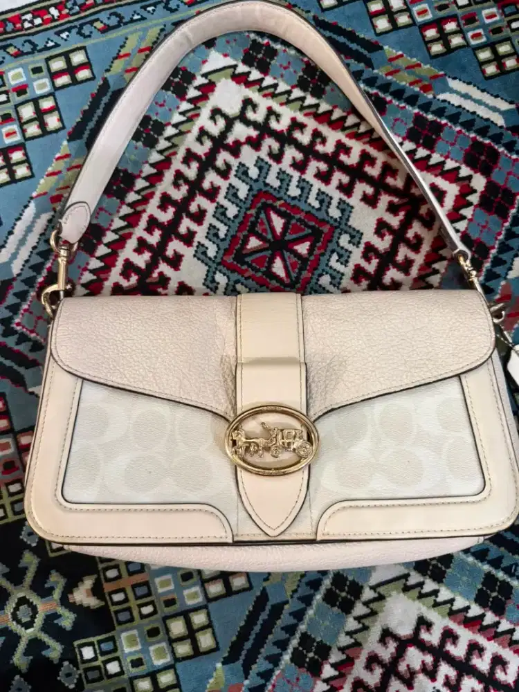 Tas Sandang Coach