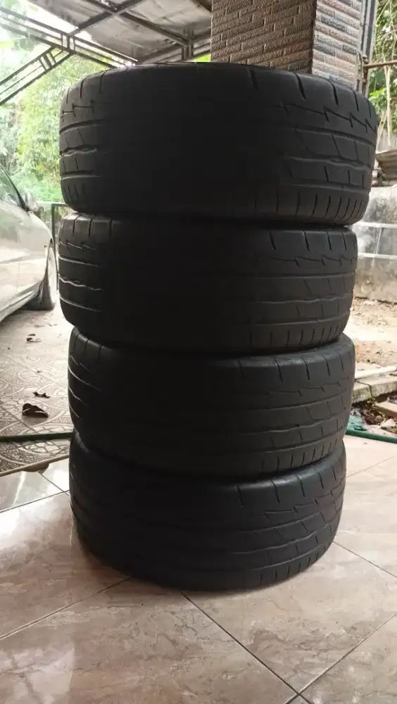 (4pcs) Bridgestone Potenza Adrenaline R18