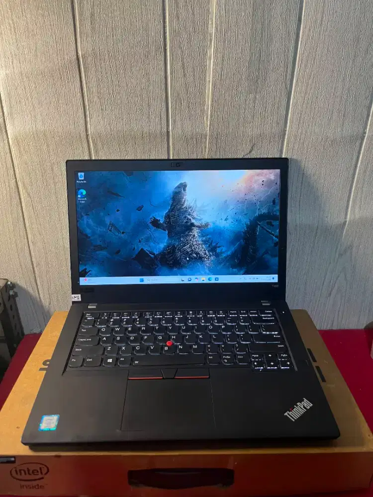 jual cepat saja lenovo thikpad t480 i7 gen 8