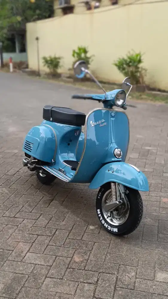 VESPA SUPER 70 TAHUN 1970