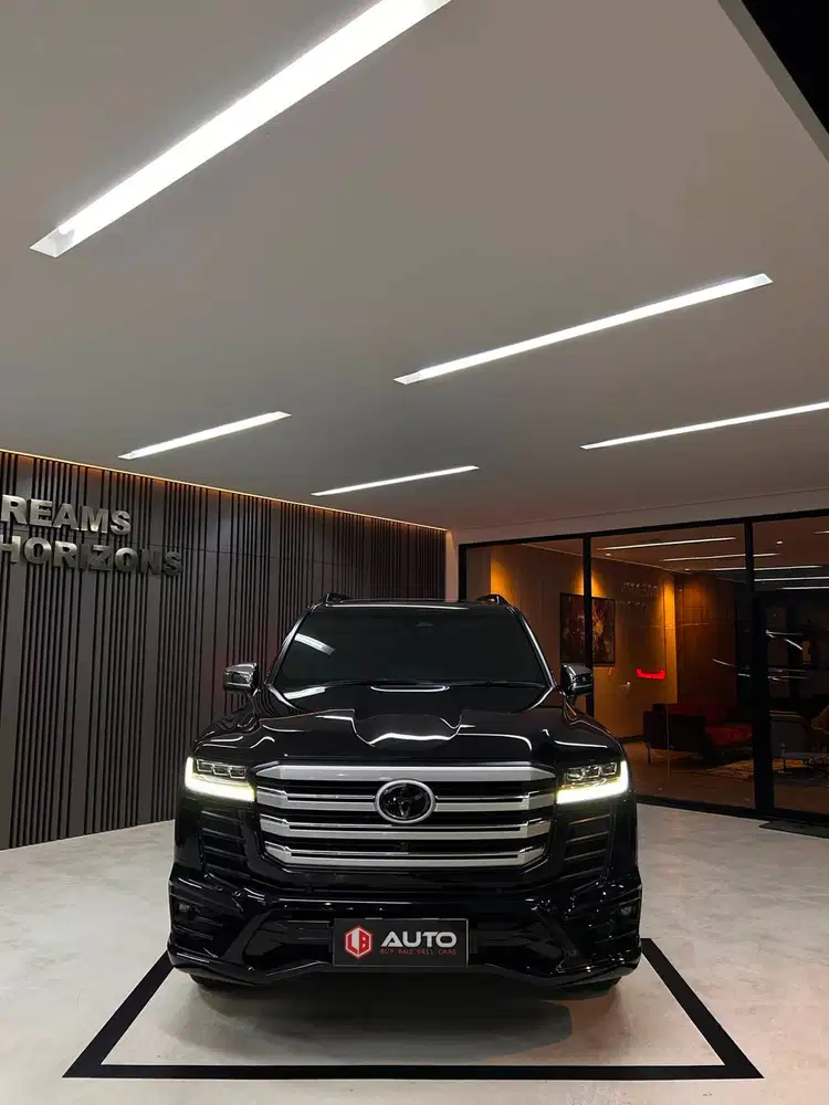 Toyota Land Cruiser LC300 VXR 2025 LC Hitam Km3rb B88NMH
