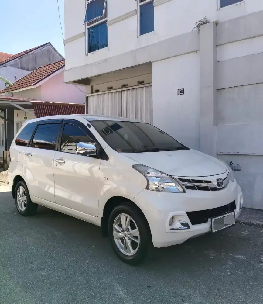 Avanza nik 2014 km 54.rb asli