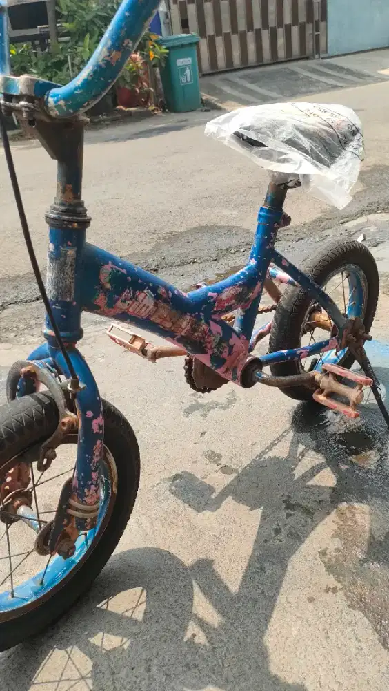 Sepeda anak r 12 siap gowes merk Wimcyele cat berang 150rb saja ya