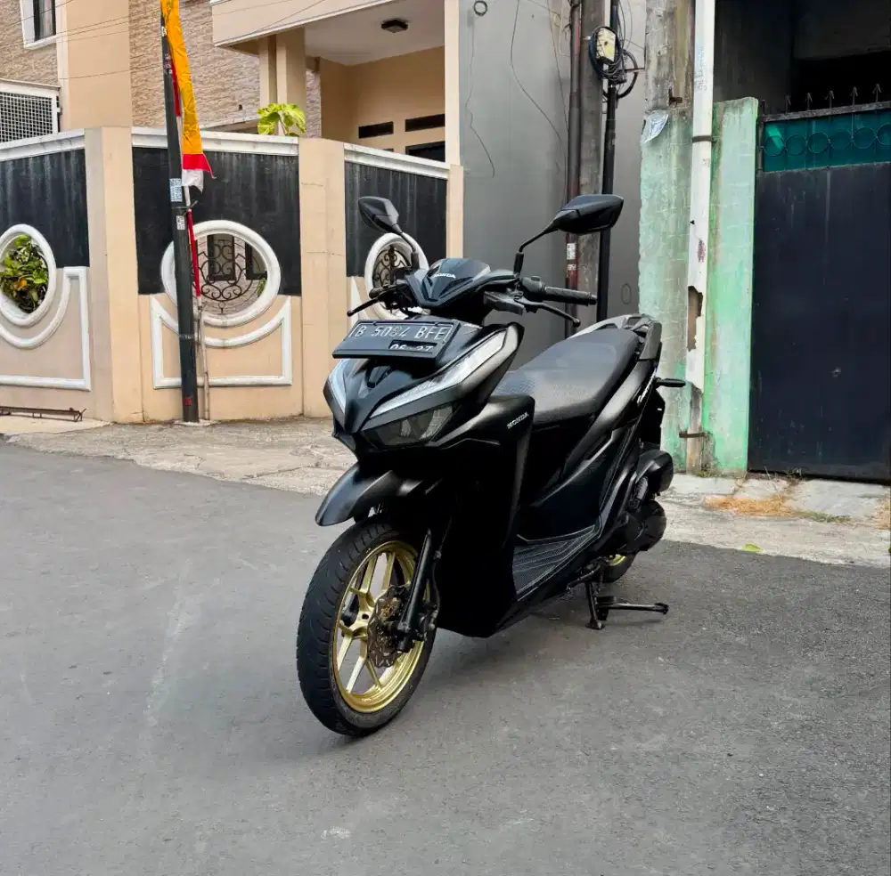 Honda Vario 125 CBS ISS MULUSSS Pajak Hidup Panjang
