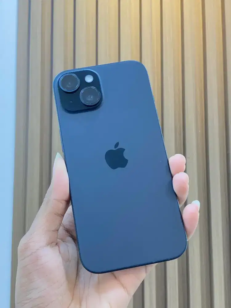 iPhone 15 128gb ibox black