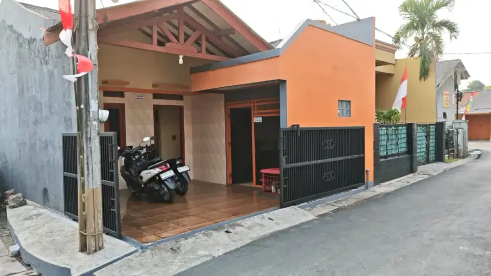 DISEWAKAN RUMAH PINGGIR JALAN