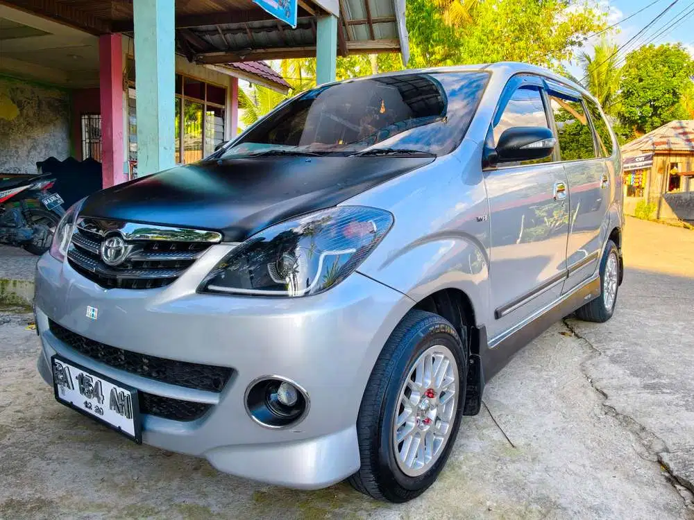 Toyota Avanza 2010 Bensin