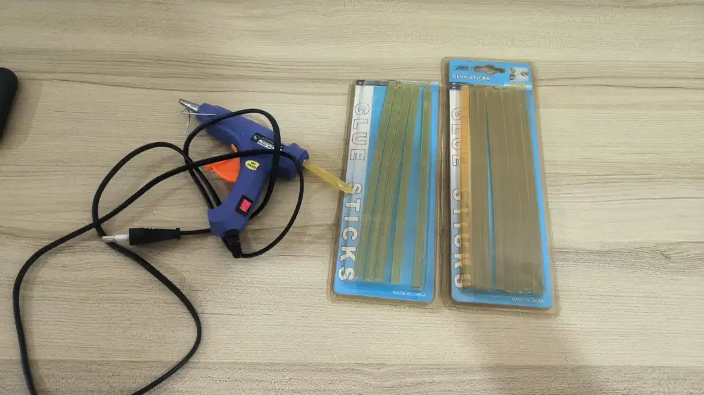 Hot Glue Gun Set Lengkap + 2 Pack Glue Stick