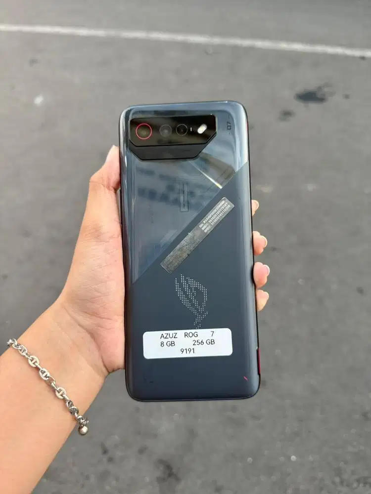 Asus Rog7 5G 8/256gb