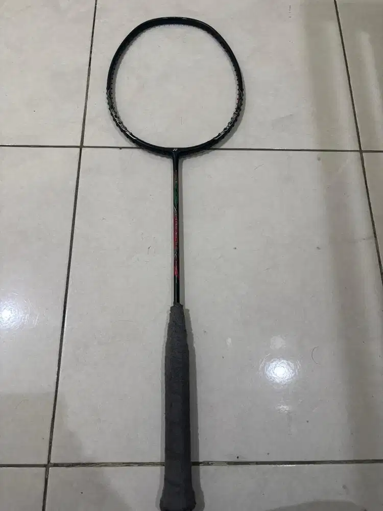Raket yonex astrox lite 37i